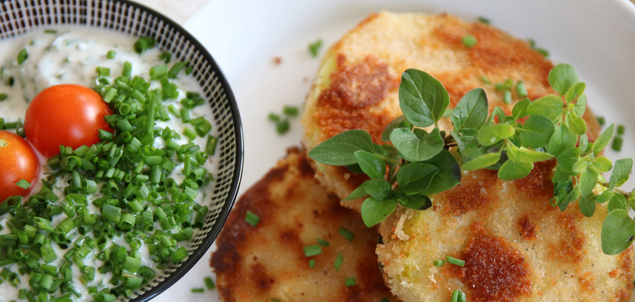 SELLERIESCHNITZEL MIT SCHNITTLAUCHQUARK